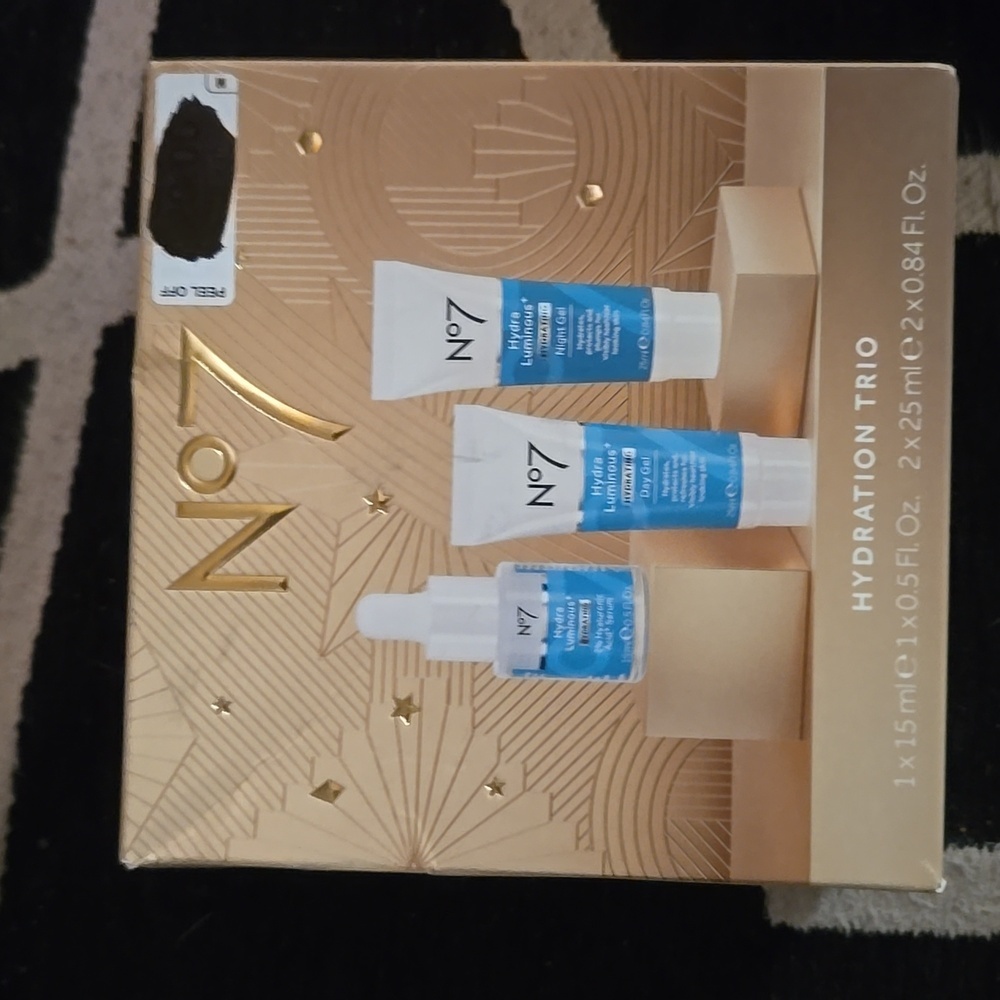 No7Hydration Trio gift set Hp🔥🔥🔥